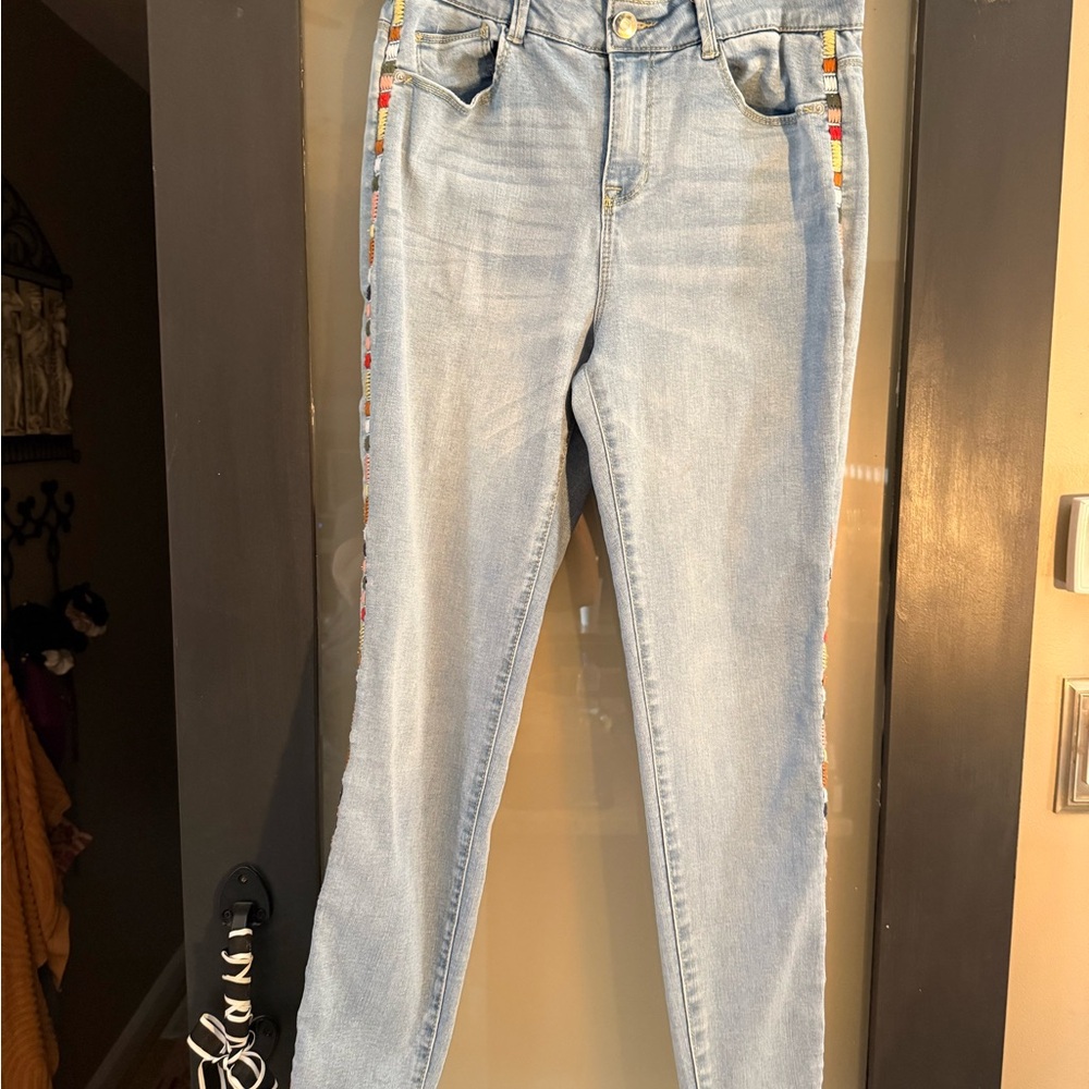 Knox Rose Light Blue Jeans with Side Detailing